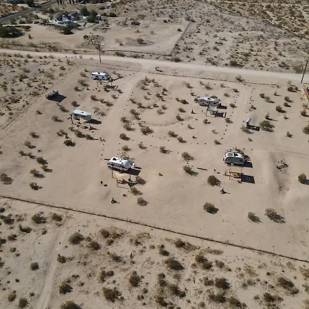 Jt Village Campground - Lil Miss Daisy Joshua Tree Exterior photo